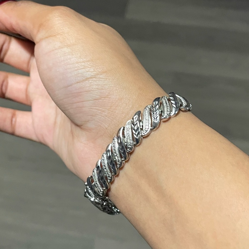 Sterling Silver Angle Patterned Bracelet - image 6